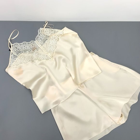 Classiques Entier Other - New Classiques Entier White Silk Lace Two Piece Lingerie Sz XL